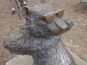 lake needwood bear sculpture